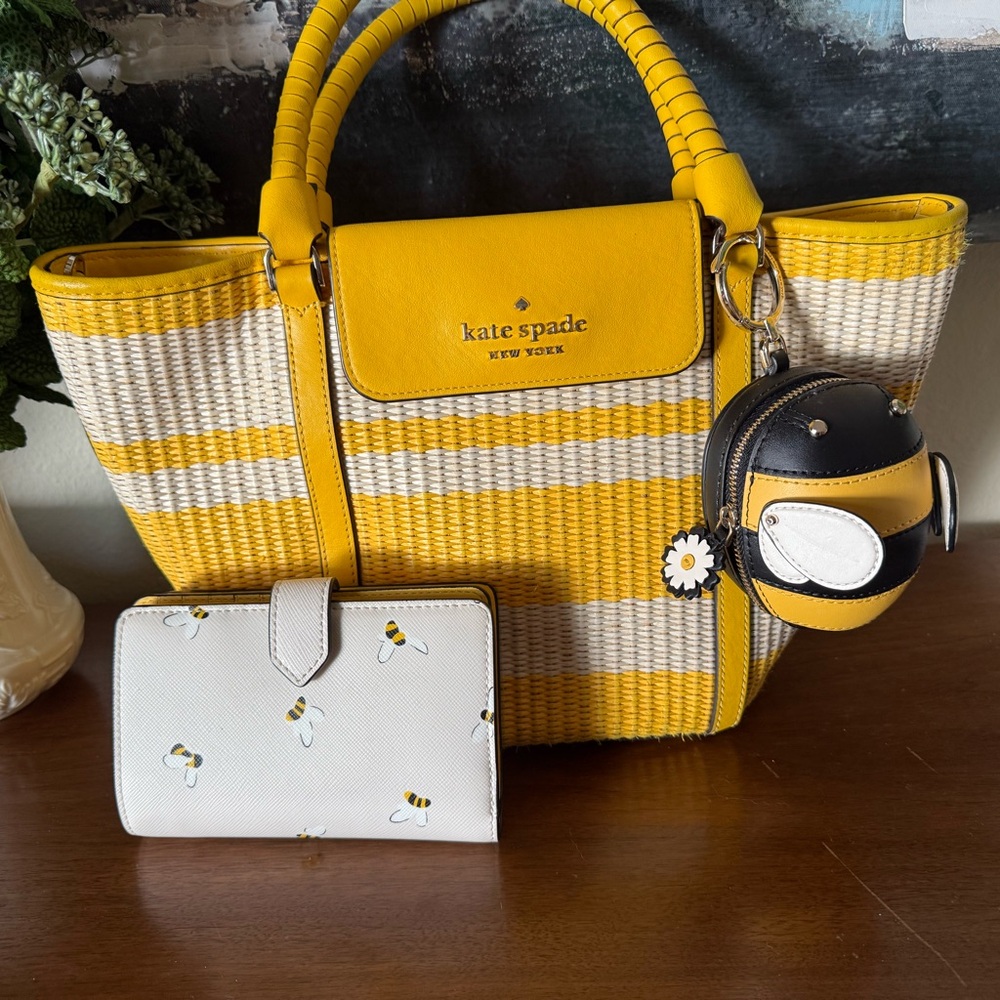 Kate Spade Cruise Yellow Medium Striped Straw Tote w/ coordinating accessories